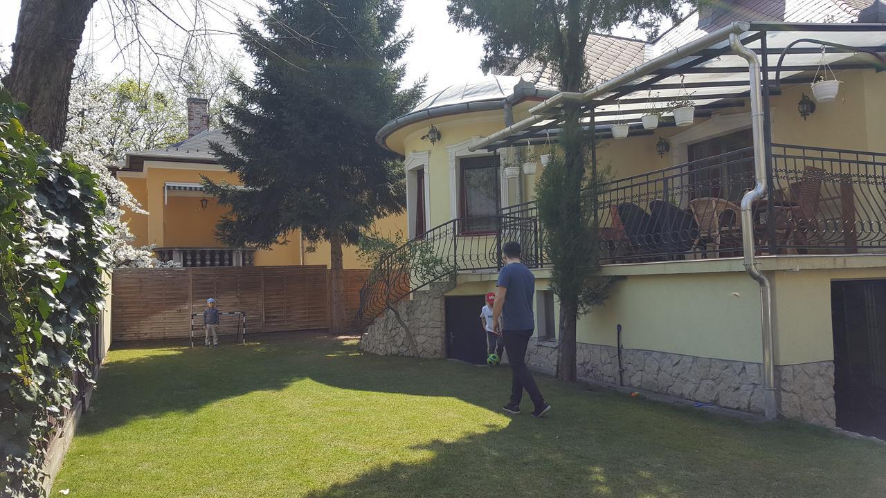 Palma Villa In City Park Budapest - Semi Suteren Exterior foto